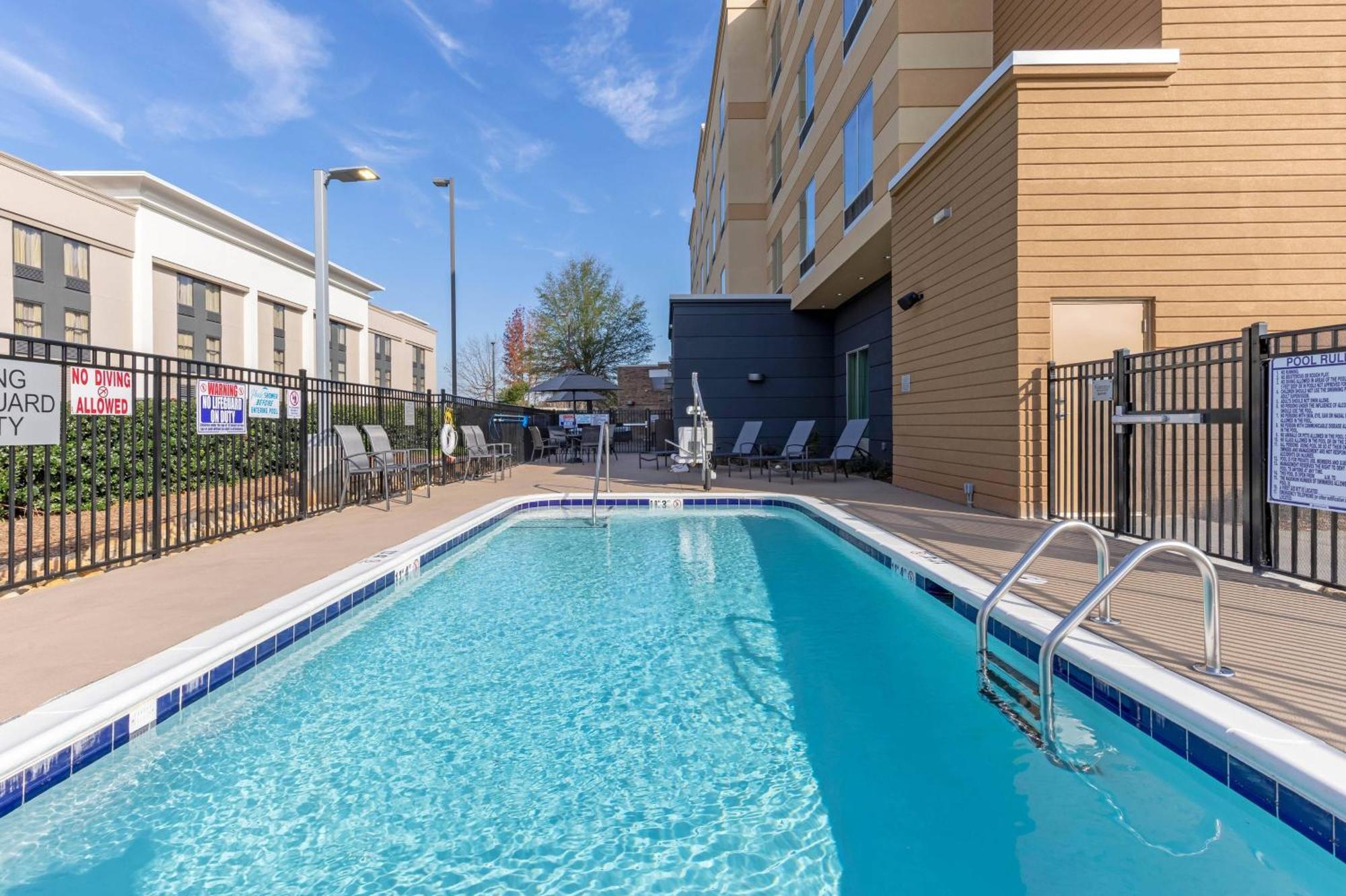 Fairfield Inn & Suites By Marriott מבן מראה חיצוני תמונה