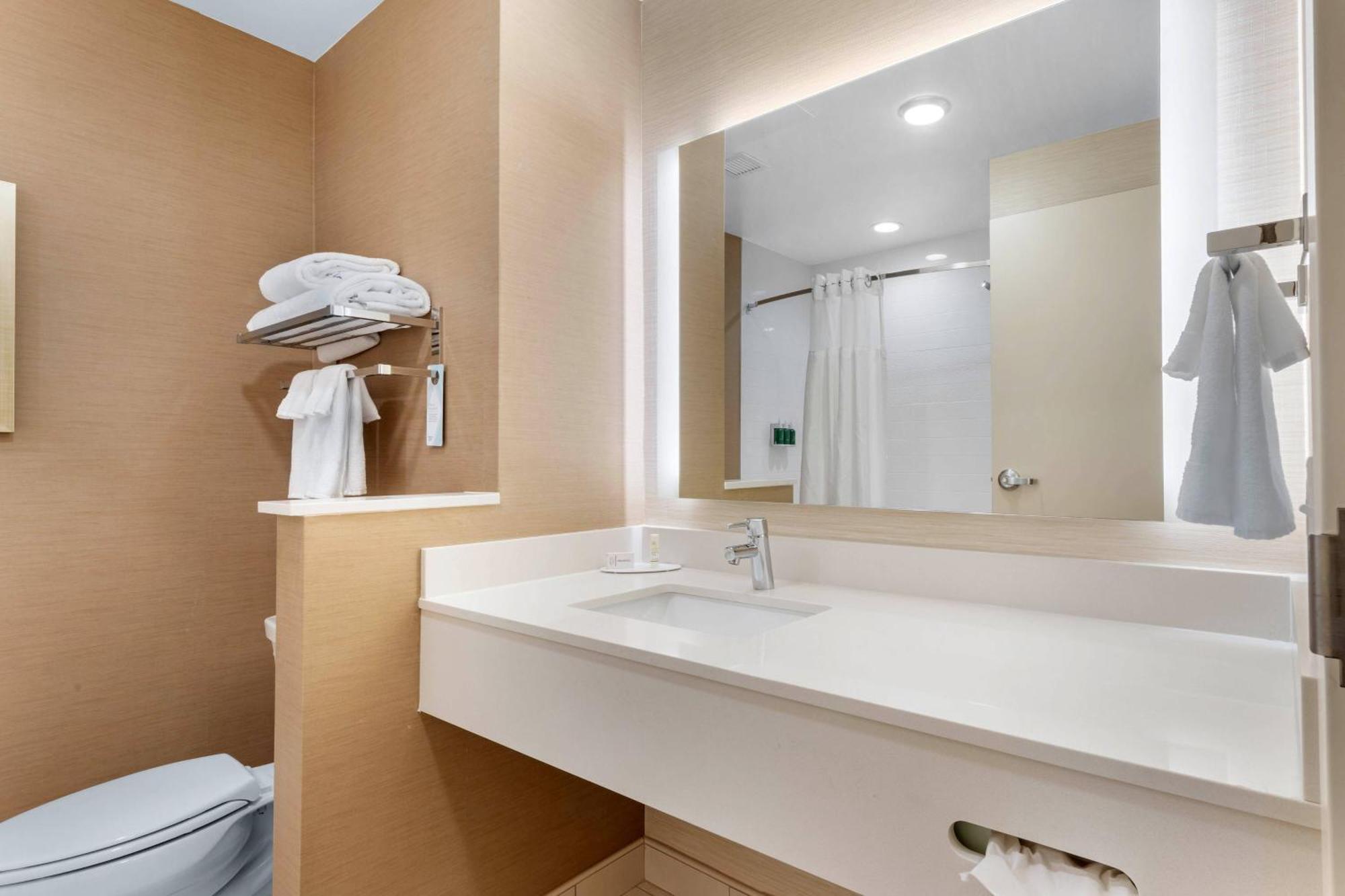 Fairfield Inn & Suites By Marriott מבן מראה חיצוני תמונה